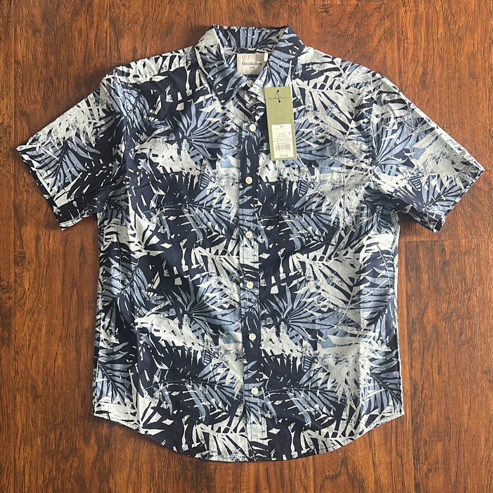 Men's Navy and White Leaf Print Shirt Size Medium